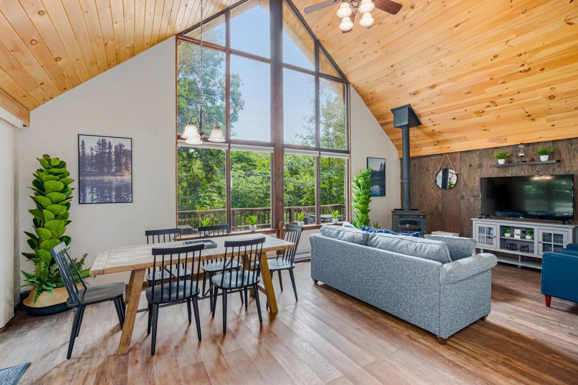 Quaint Loft Cabin W Hot Tub, Firepit, Deck & Grill Hedgesville Buitenkant foto